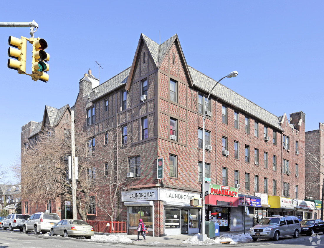 3457 72nd St, Jackson Heights, NY 11372 - Apartments in Jackson Heights ...