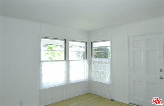 Building Photo - 948 12th St