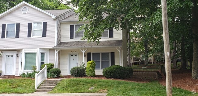 Building Photo - 4385 Baylor St