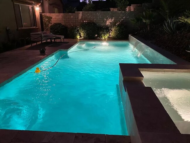 Foto del edificio - 12660 Sandy Peak Ave