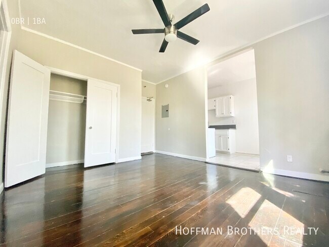 Foto del edificio - 1414 N Kingsley Dr
