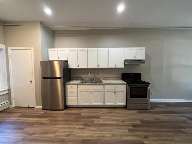 Photo - 1705 Sycamore St Apartment