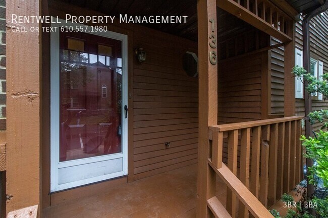 Foto del edificio - 3 Bed, 2.5 Bath in Perkiomen Woods HOA, 13...