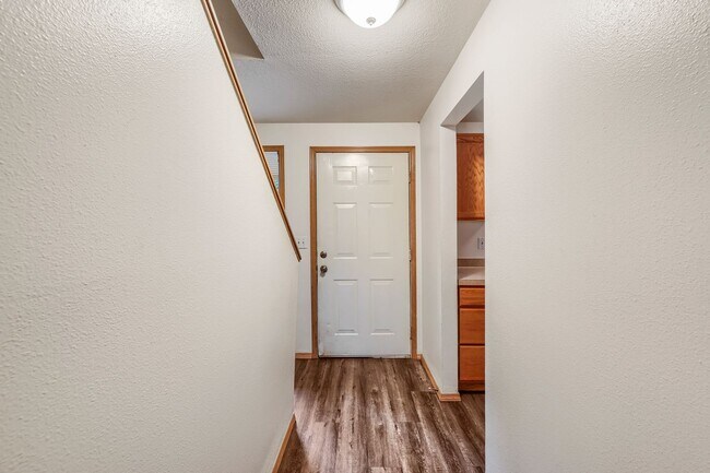 Foto del edificio - 8912-8924 SE LAFAYETTE ST