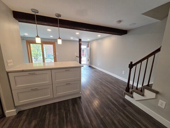 Foto del edificio - 144 Quincy Shore Dr