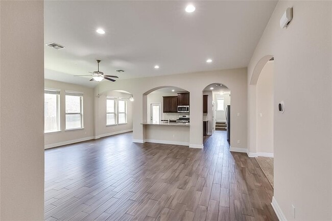 Building Photo - 3625 Lunet Ring Way