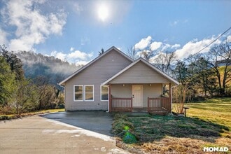 Building Photo - 2246 Green Acres Cir