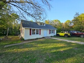 Building Photo - 406 Westgate Dr