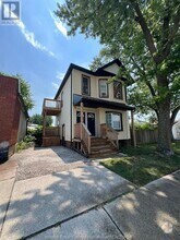 Building Photo - 1567 Cataraqui St
