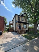 Building Photo - 1567 Cataraqui St