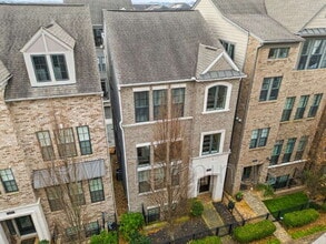 Building Photo - 609 Broadview Terrace NE