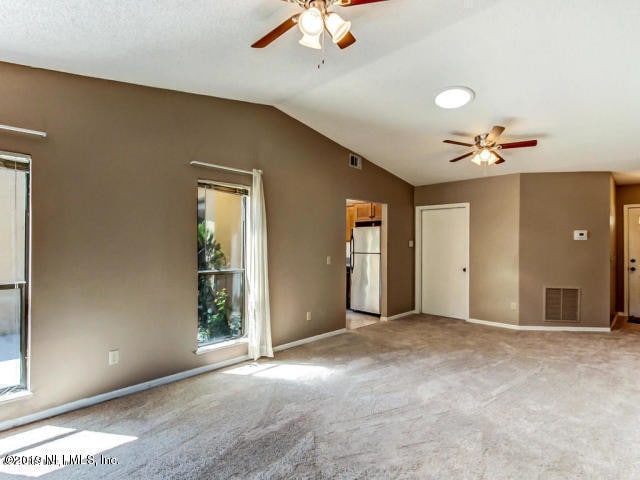 Building Photo - 8653 Deermoss Way W