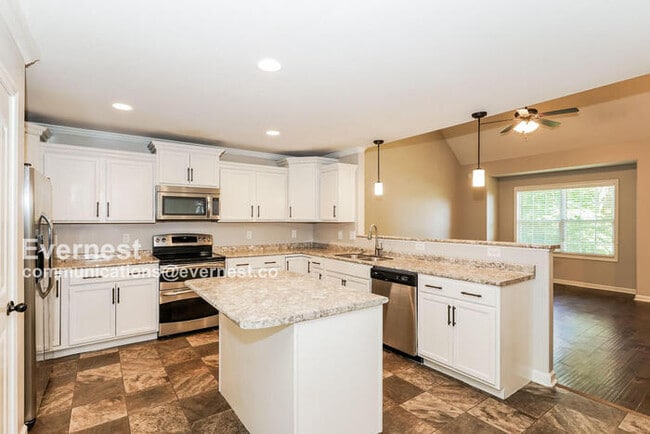 Building Photo - 1207 Verkler Dr