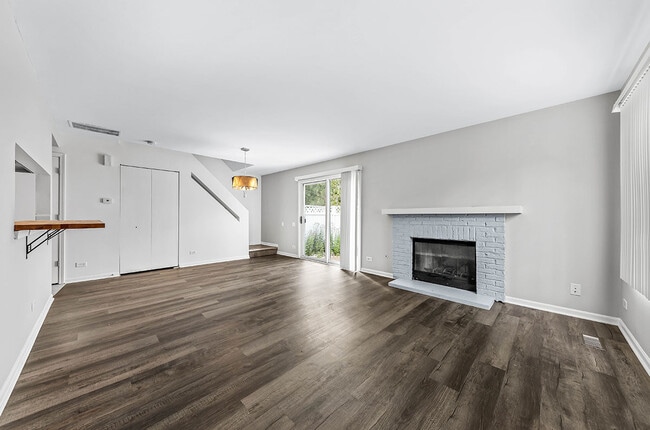 Building Photo - 323 N Gregory St