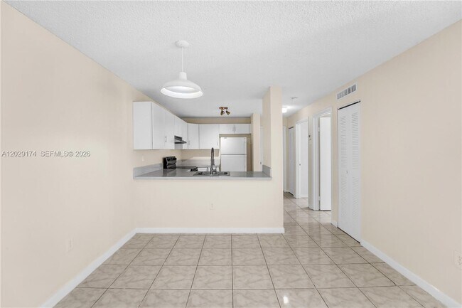 Foto del edificio - 210 SW 11th St