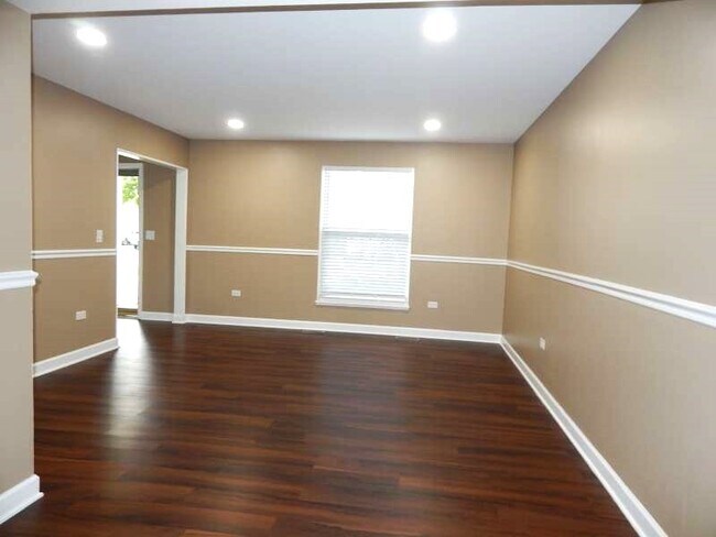 Foto del edificio - 1216 Calico Ave