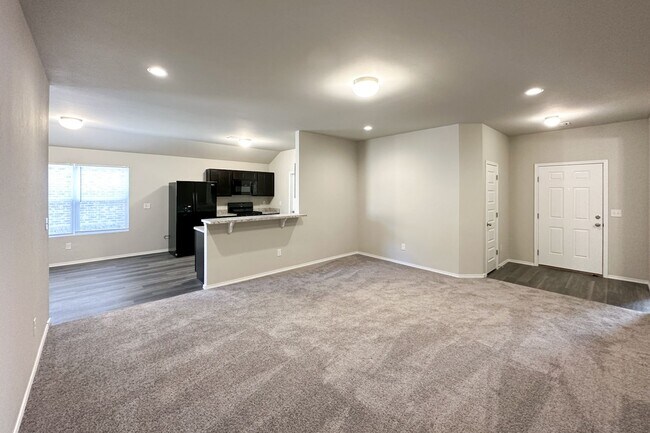 Foto del edificio - Gorgeous, Newly-Built 3 Bed 2 Bath Home in...