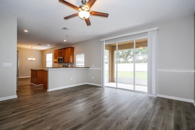 Foto del edificio - 5729 Sweet William Terrace