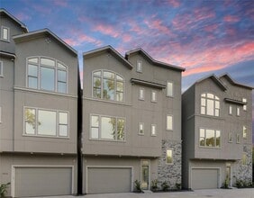 Building Photo - 1414 Wichman St