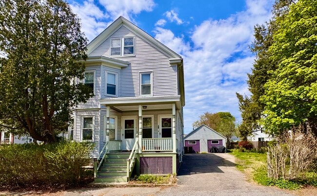 Building Photo - 43 Woodlawn St