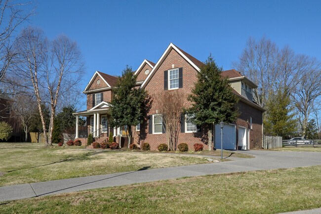 Foto del edificio - Coming Soon!     Spectacular home in Brent...