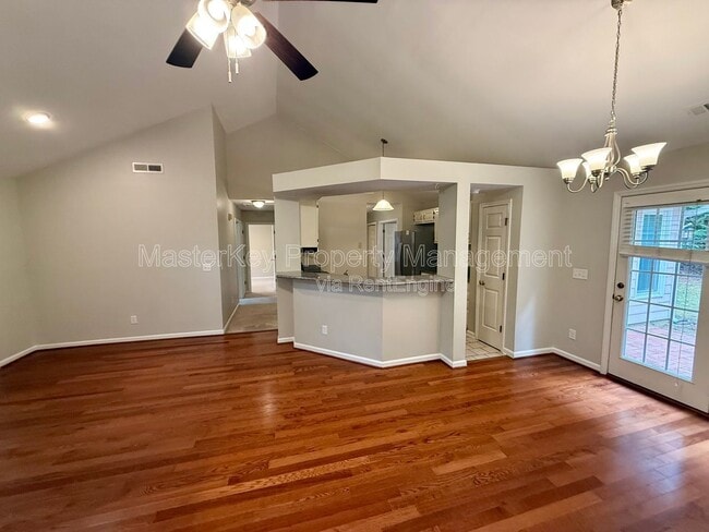 Foto del edificio - 103 Miramar Ct