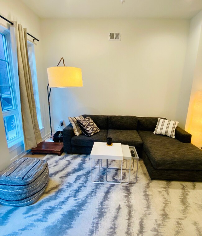 Foto del edificio - 2013 Abigail St