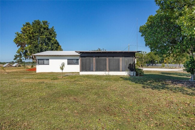 Foto del edificio - 25900 SW 167th Ave