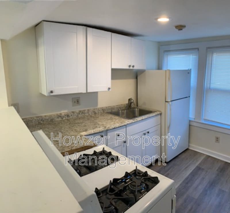 17 Union Ave Unit Apt 1, Wareham, MA 02558 Condo for Rent in Wareham