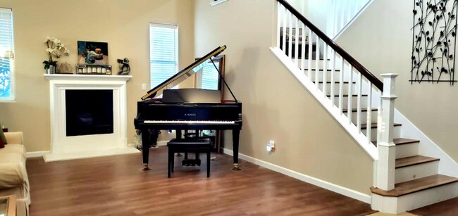 Foto del edificio - 4503 Sweet Water St