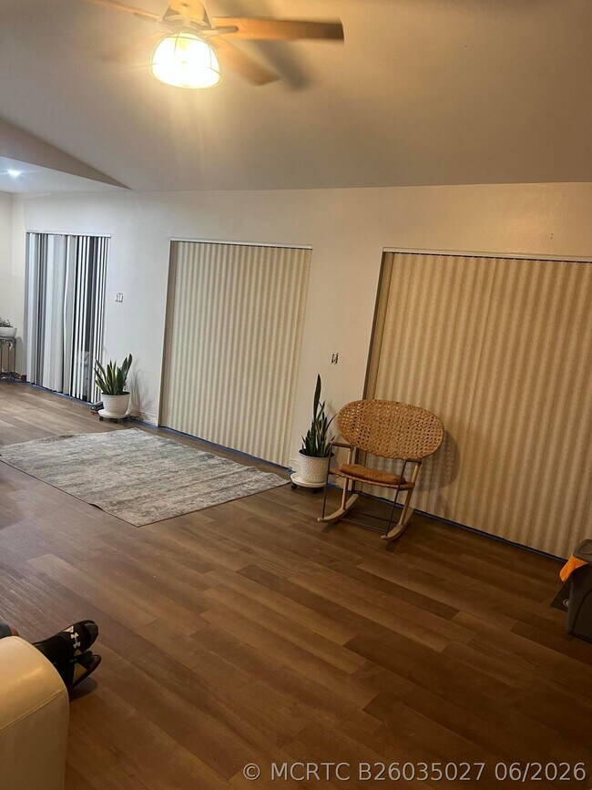 Foto del edificio - 10758 NW 30th Pl