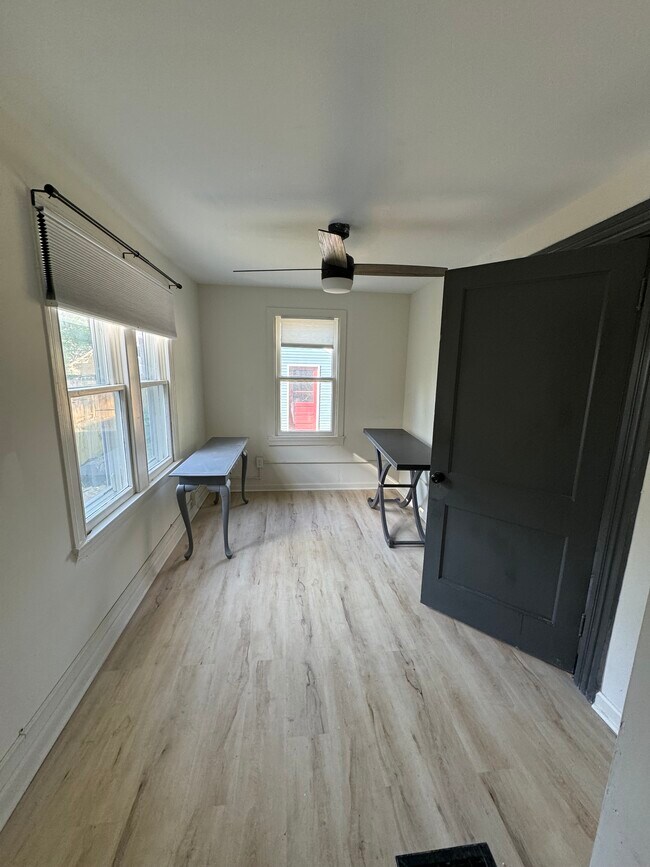 Foto del edificio - 1118 Hilliard Ave