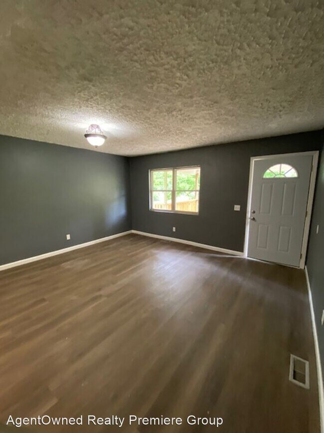 Building Photo - 3 br, 2 bath House - 1612 Givhans Rd.