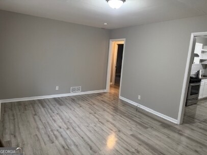 Foto del edificio - 1275 E Washington Ave