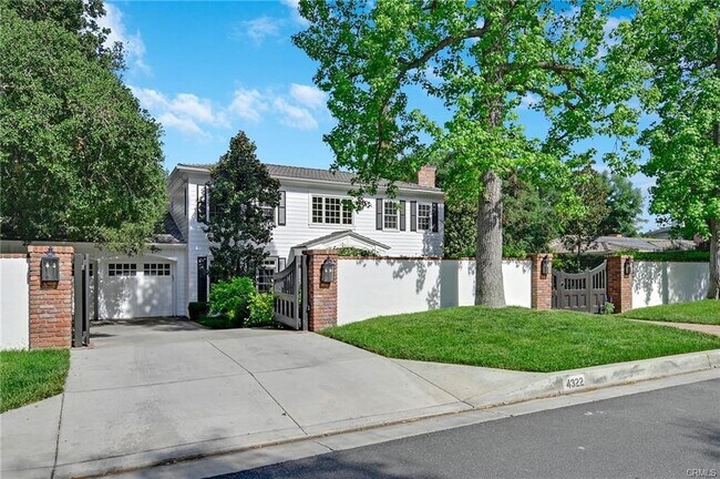 Foto del edificio - 4322 Woodleigh Ln