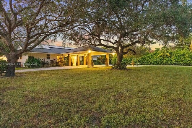 Foto del edificio - 9040 SW 110th Ave