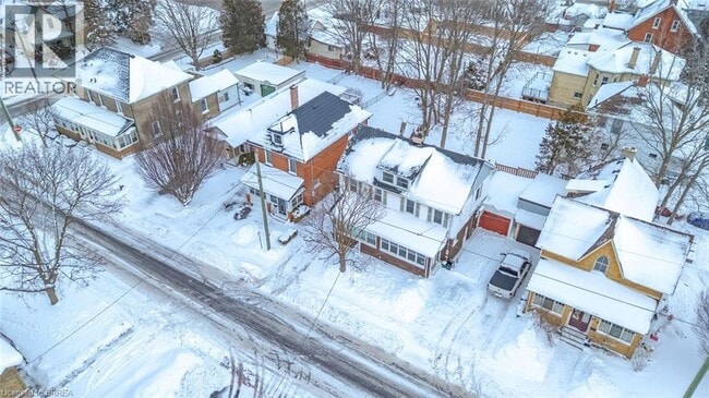 Building Photo - 48 BEALE St