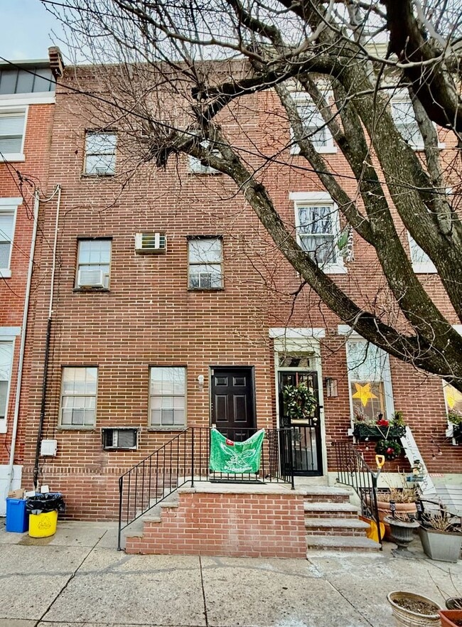 Foto del edificio - 2528 Christian St