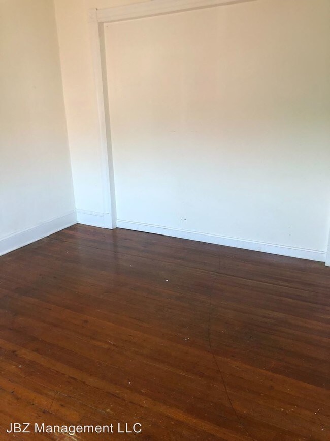 Foto del edificio - 205 E 30th St