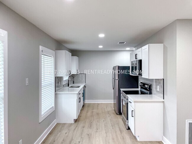Foto del edificio - 8112 Barkley St