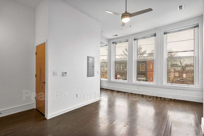 Building Photo - 1311 Hull St