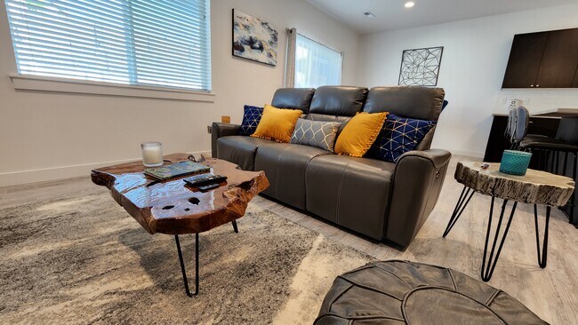 Foto del edificio - 374 Bedrock Loop