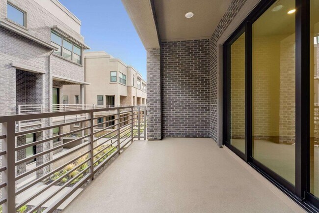 Foto del edificio - 202 Stone Pine Terrace