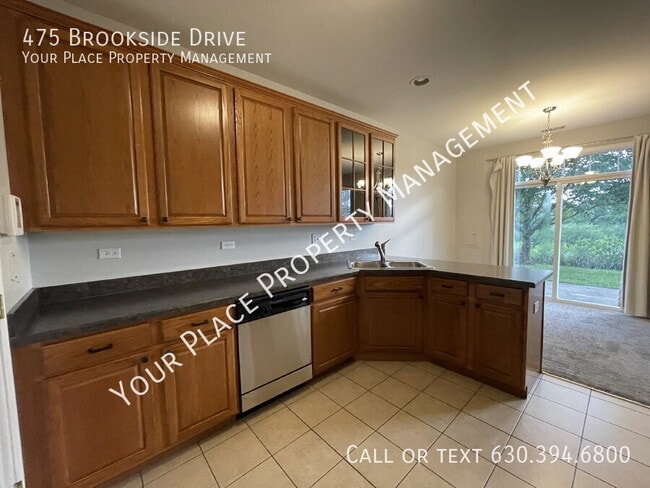 Building Photo - 475 Brookside Dr