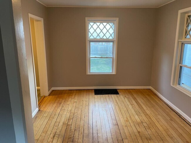 Foto del edificio - Fully Remodeled 4 Bed 2 Bath Home