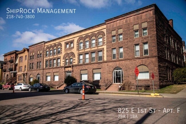 Building Photo - 825 E 1st St