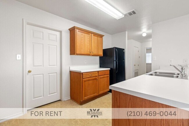 Foto del edificio - 3835 Mist Flower Dr