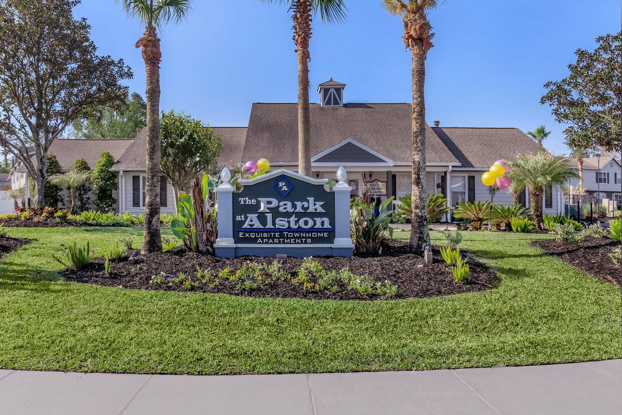 The Park at Alston Apartments in Jacksonville, FL