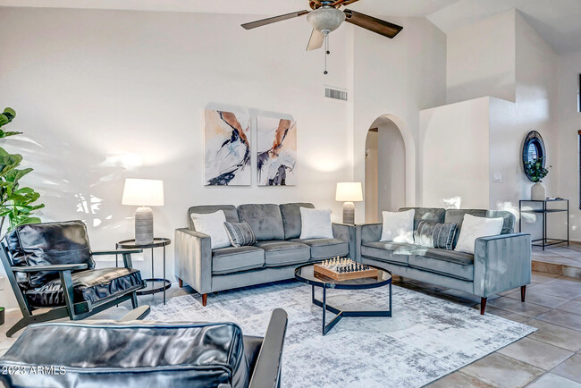 Foto del edificio - 15832 N 60th Way