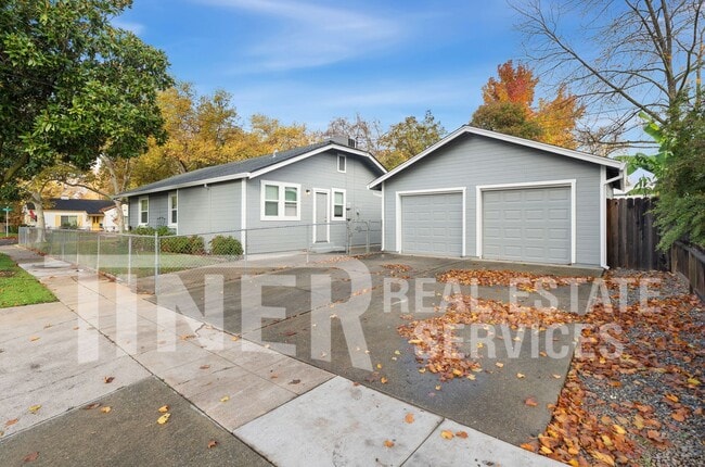 Building Photo - 143 Earl Ave